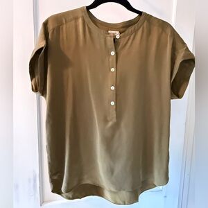 Faherty Olive Short-Sleeve Henley Blouse